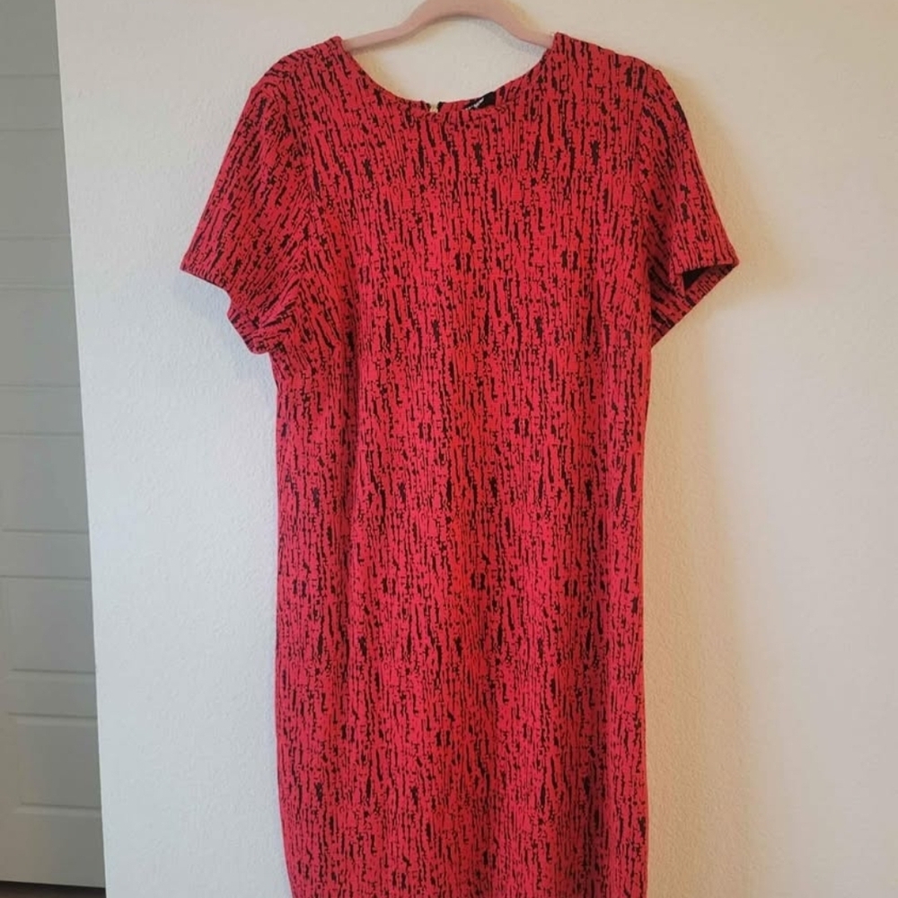Premise Red and Black Patterned Midi Dress